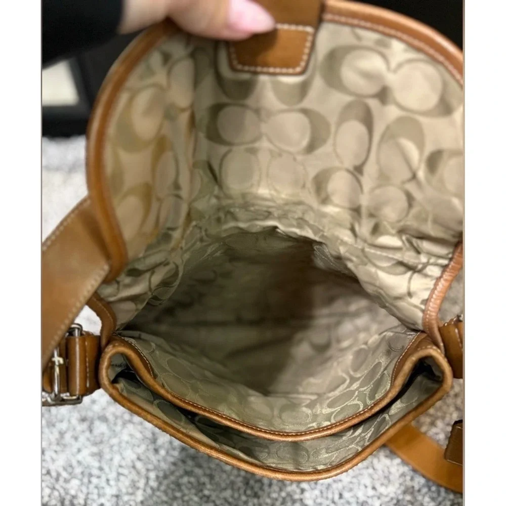 Coach Vintage Y2K Soho Glovetanned Flap Buckle Shoulder Bag Tan 9480 2003 - Picture 10 of 14